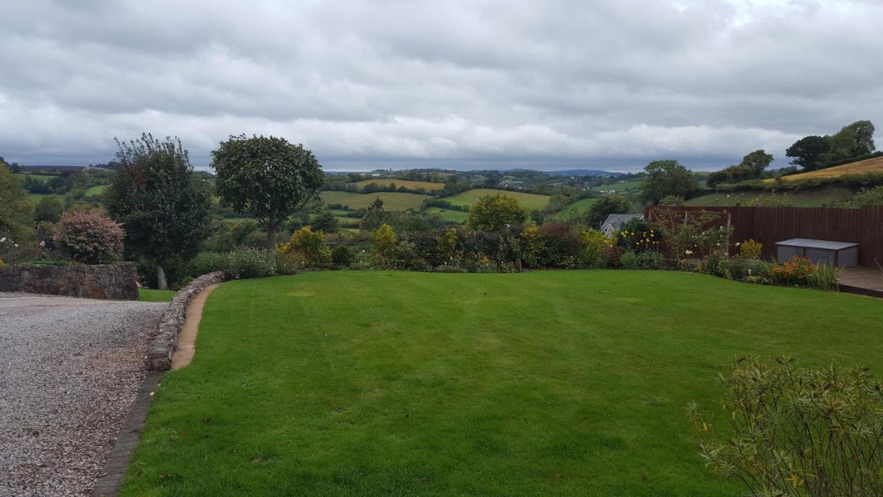 Immaculate 1-Bed Lodge Newton Abbot Torquay Kingskerswell Экстерьер фото