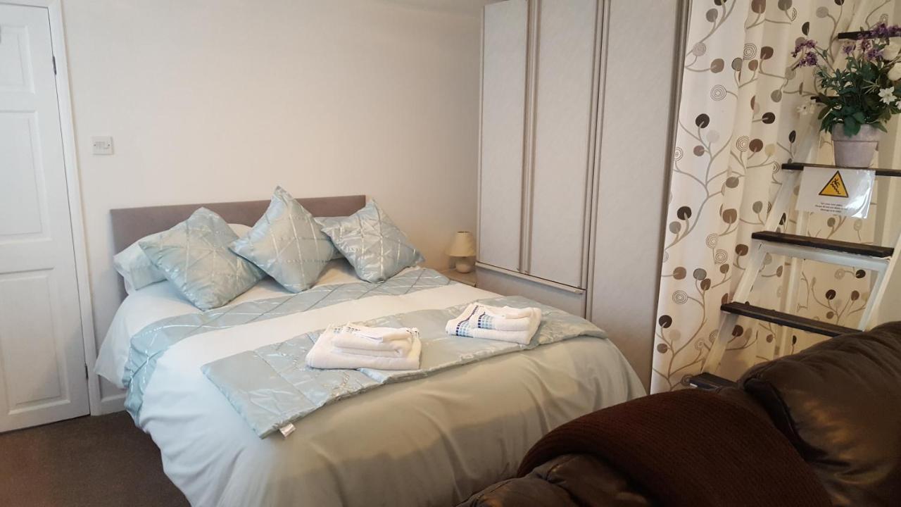 Immaculate 1-Bed Lodge Newton Abbot Torquay Kingskerswell Экстерьер фото