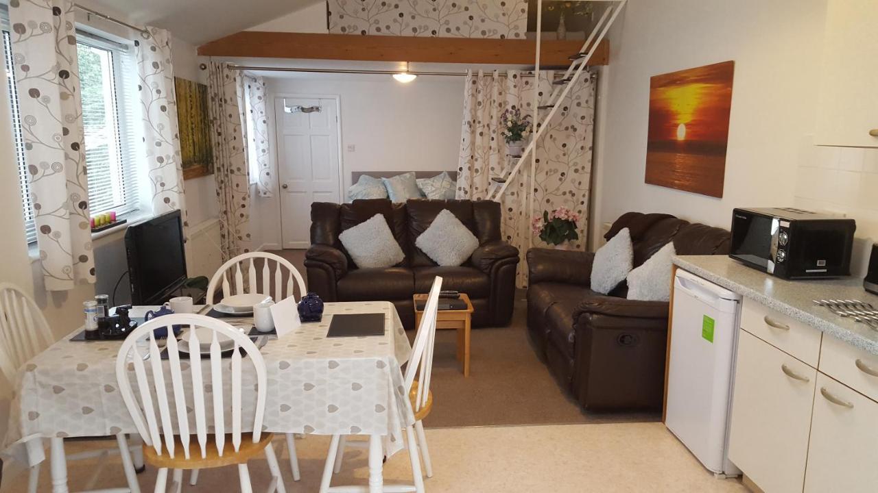 Immaculate 1-Bed Lodge Newton Abbot Torquay Kingskerswell Экстерьер фото